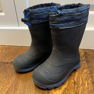 Kamik boys winter snow boots - SIZE 11